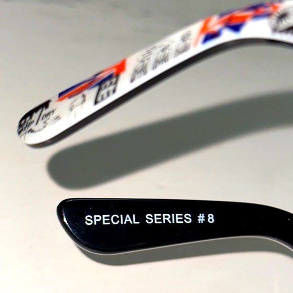 SPECIAL SERIES #8 Ray Ban Wayfarer London Print EUC - Picture 7 of 16